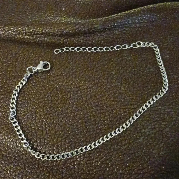 NIP Trendy Cuban Classic Stainless Steel 3mm Width Chain Bracelet - Picture 1 of 4